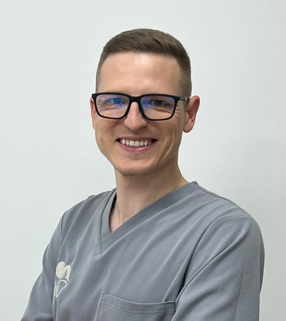 Dr. Botos Tamás